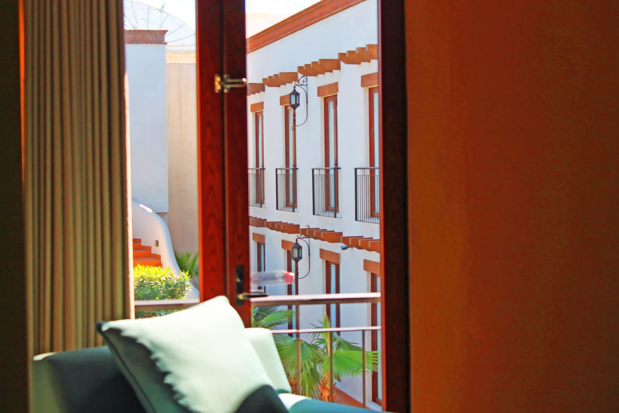 Seven Crown La Paz Centro Historico Hotel Екстериор снимка