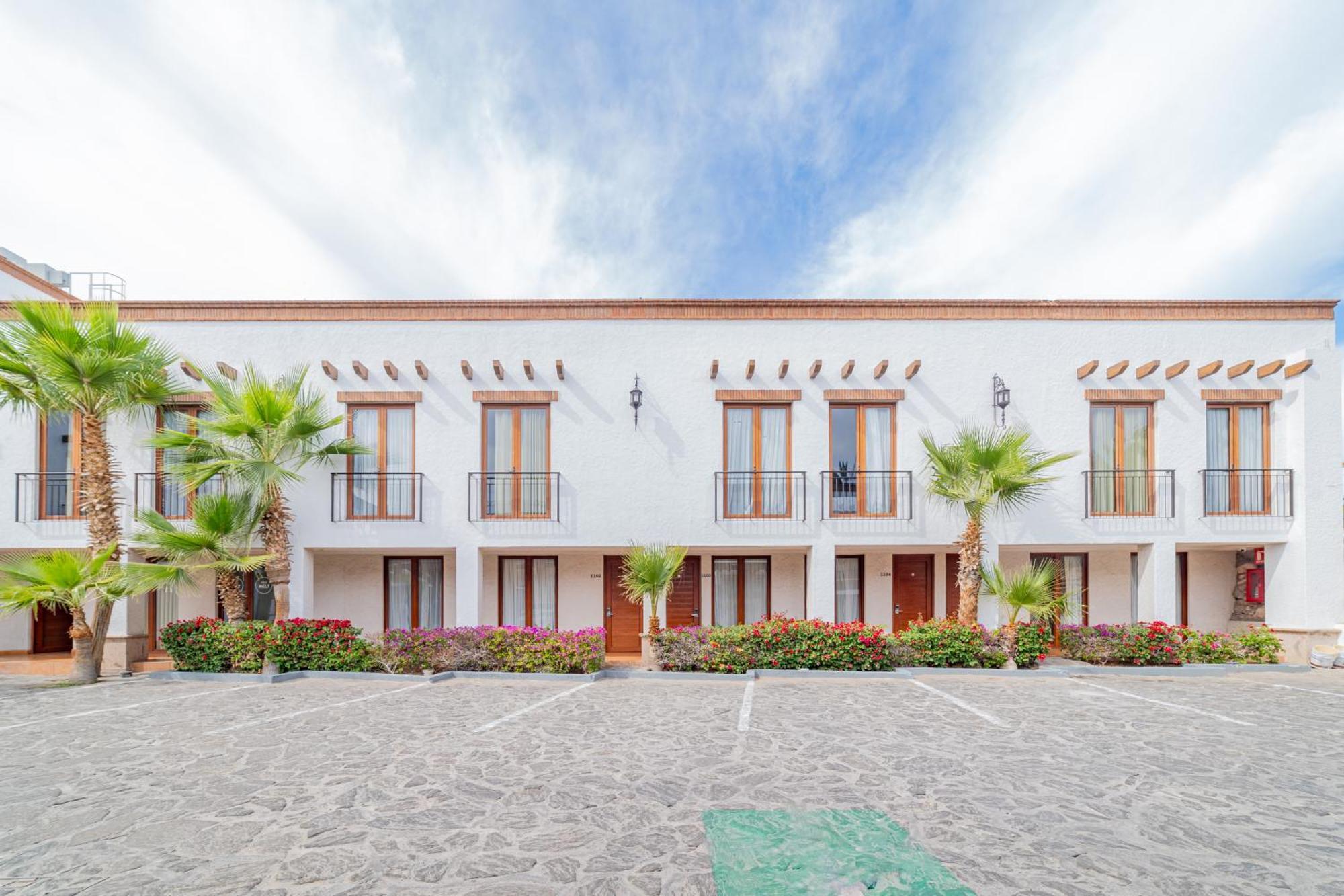 Seven Crown La Paz Centro Historico Hotel Екстериор снимка